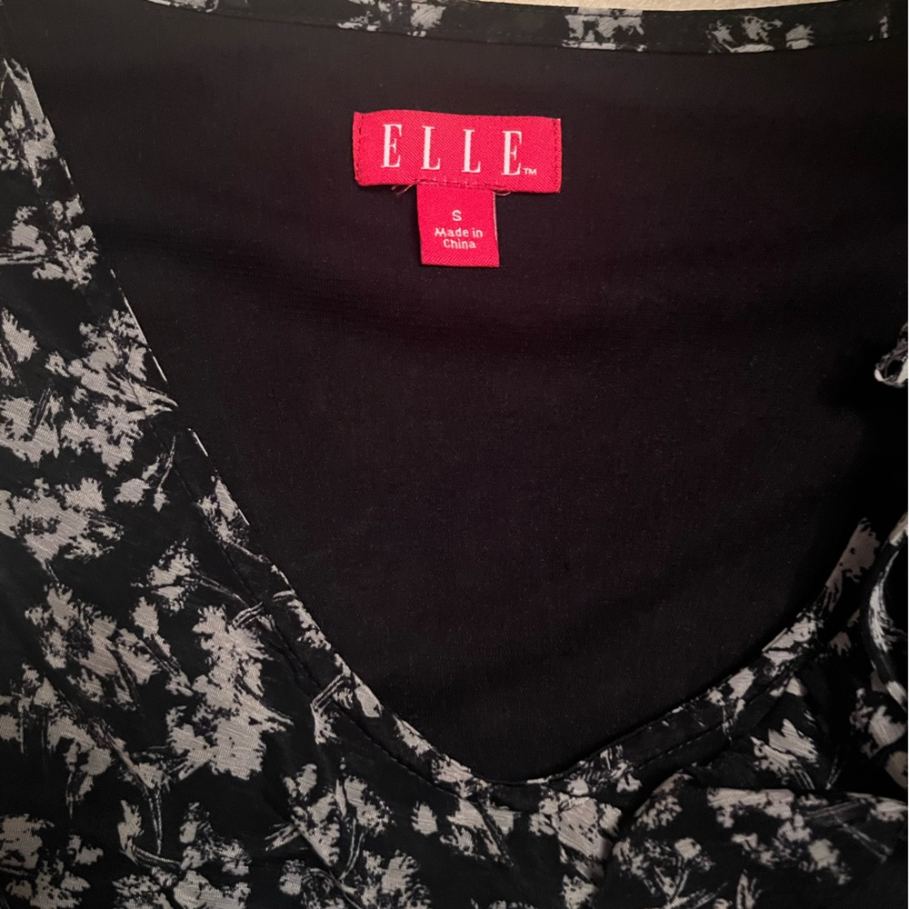 Elle Ruffle Tank - Picture 2 of 4